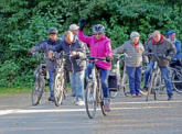 Gestärkt begibt sich die Radtruppe auf den Heimweg