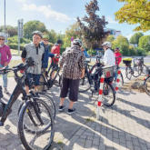 Ab Hallenbad in Groß-Gerau fahren alle gemeinsam ins Ried